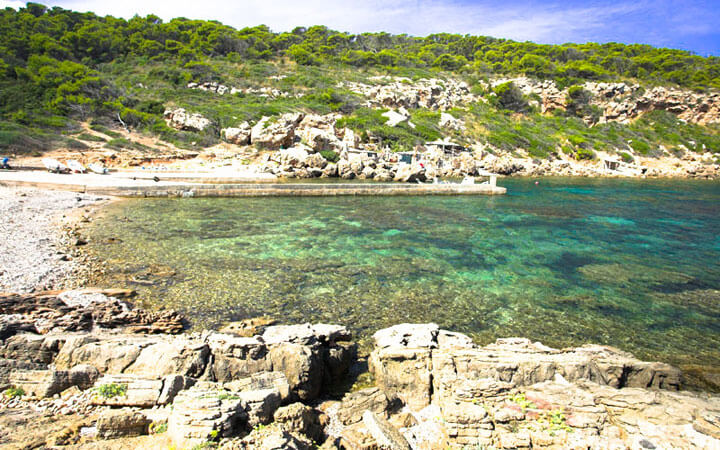 fishingtripmenorca.co.uk boat tours to Cales Fontanelles in Minorca