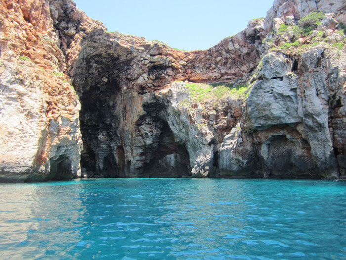 angeltourenmenorca.de Bootstouren auf Cales Coves Menorca